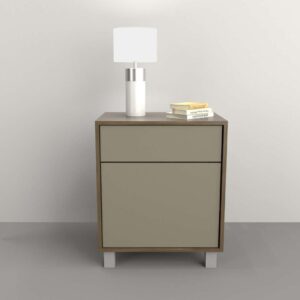Mesa de luz funcional con cajon superior y puerta inferior<br />
Sistema push en cajon y puerta