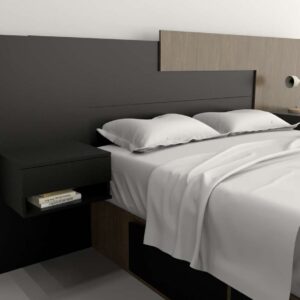 Respaldo amplio con dos mesas de luz simple<br />
Respaldo extensible para box de 1,40 y 1,60